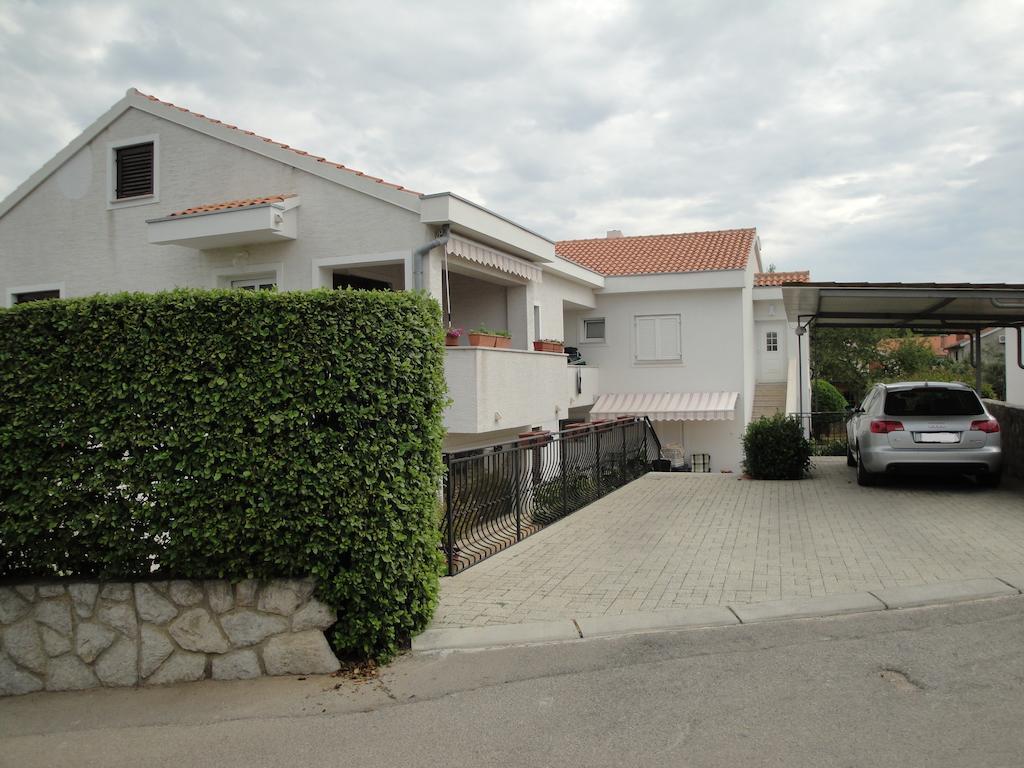 Villa Maria Krk Town Exteriör bild